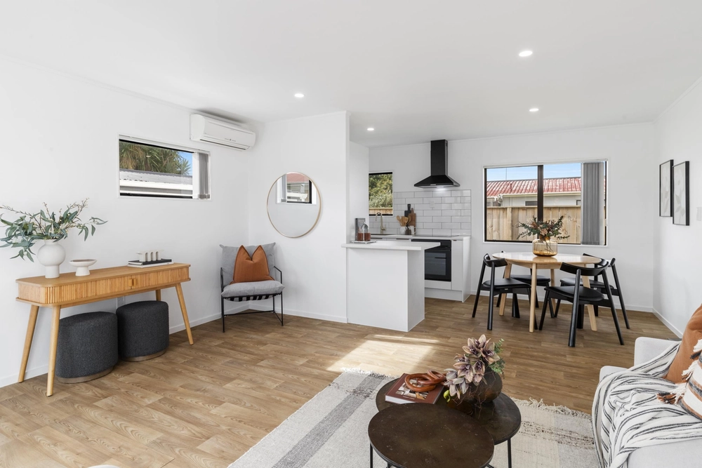 Photos of 4B Russell Avenue