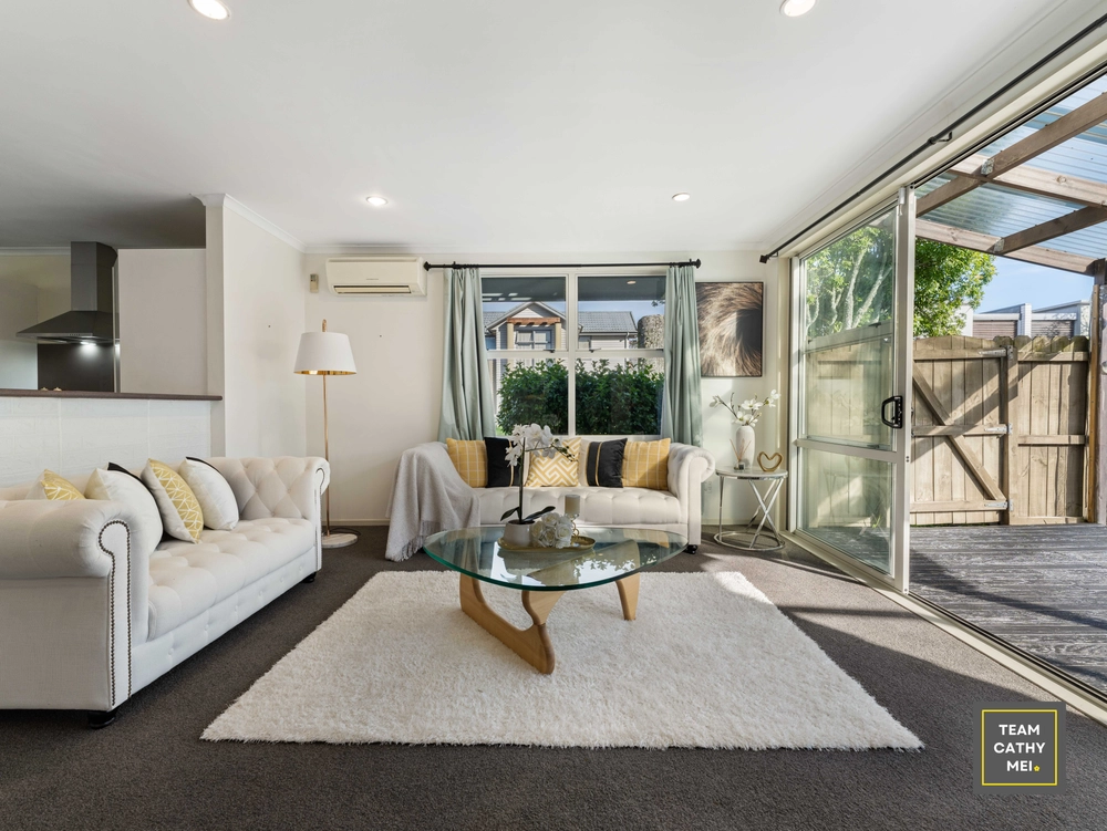 Photos of 29 Figaro Crescent