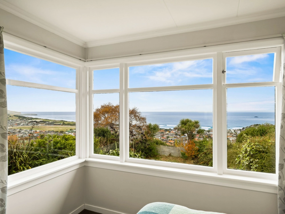 Photos of 141 Easther Crescent