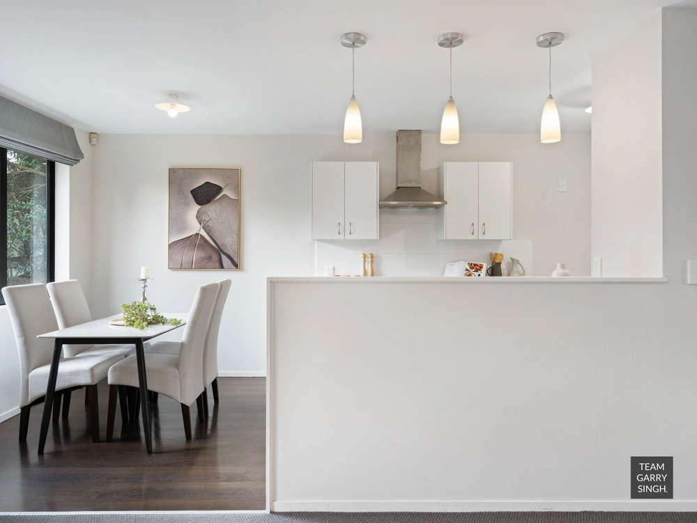 Photos of 44A Greenhaven Avenue