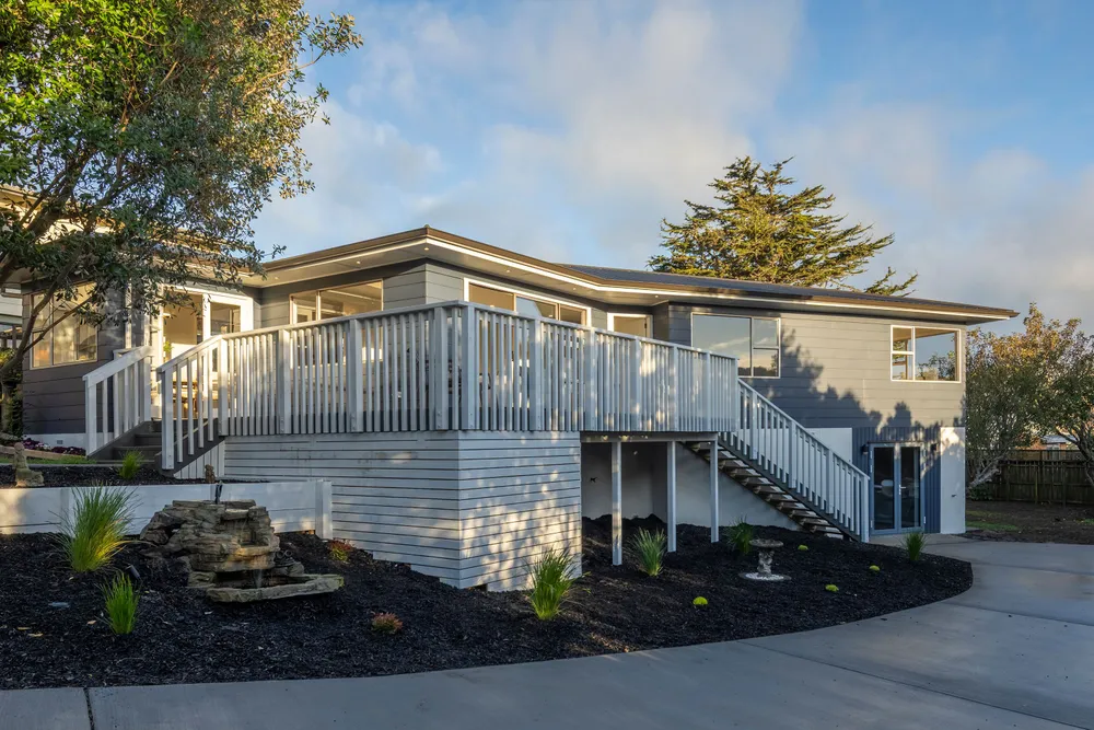 Photos of 40 Zealandia Road