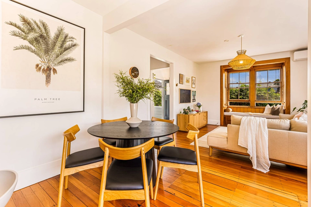 Photos of 1/5 kotuku street te