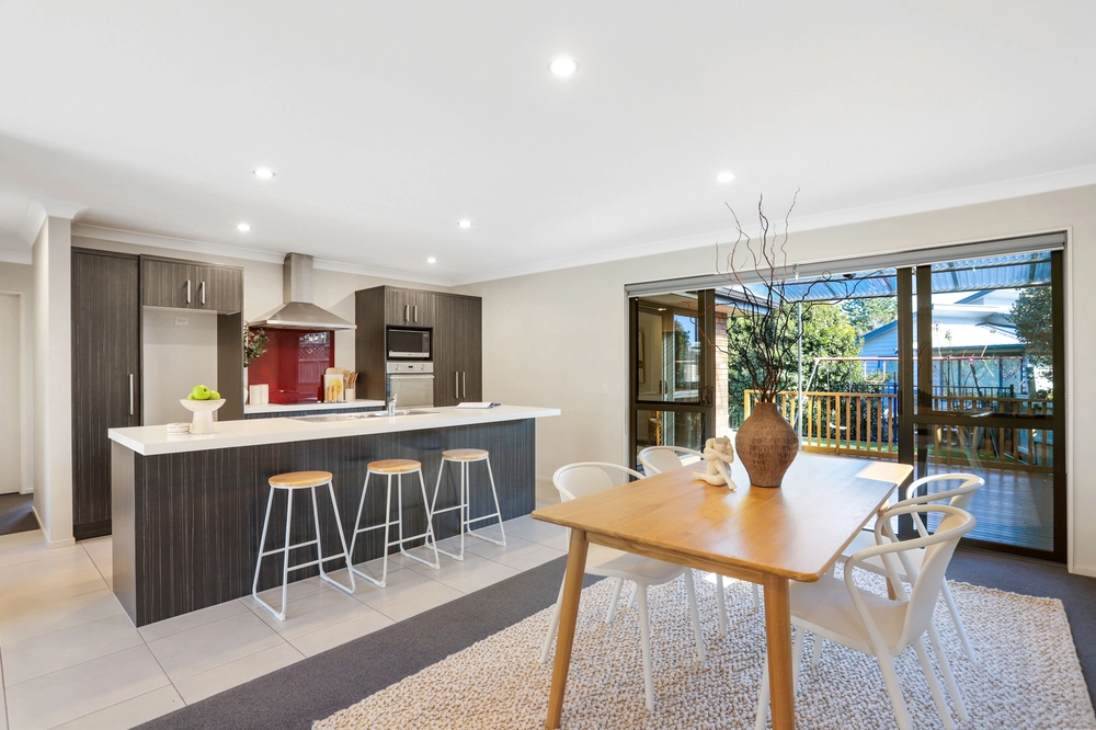 Photos of 16b Kinross Street