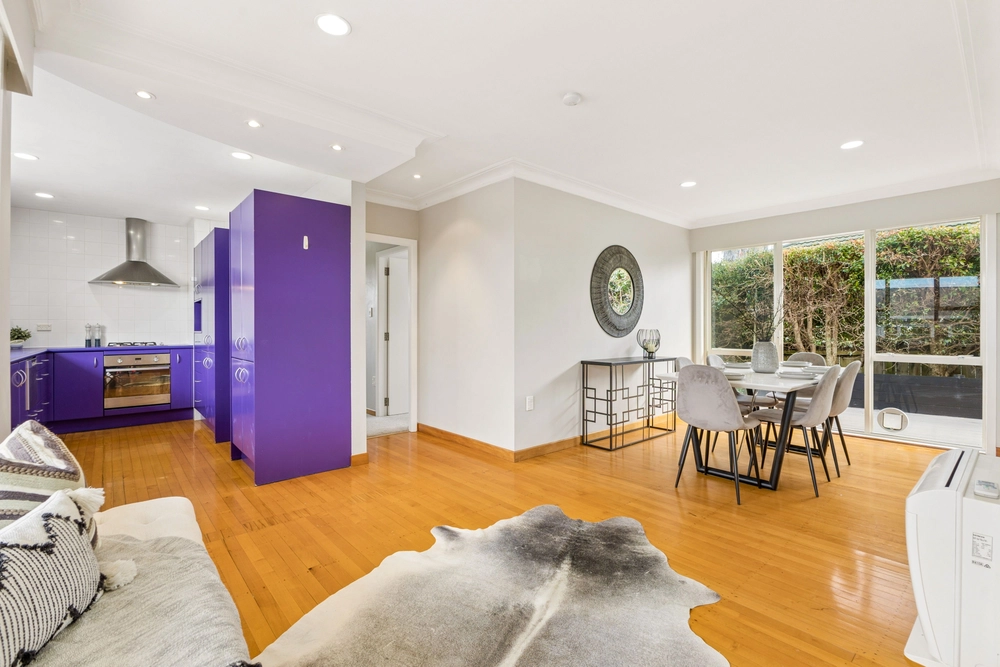 Photos of 69A Howe Street