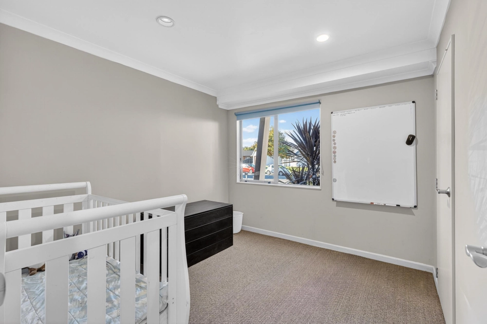 Photos of 18 Milbrook Place