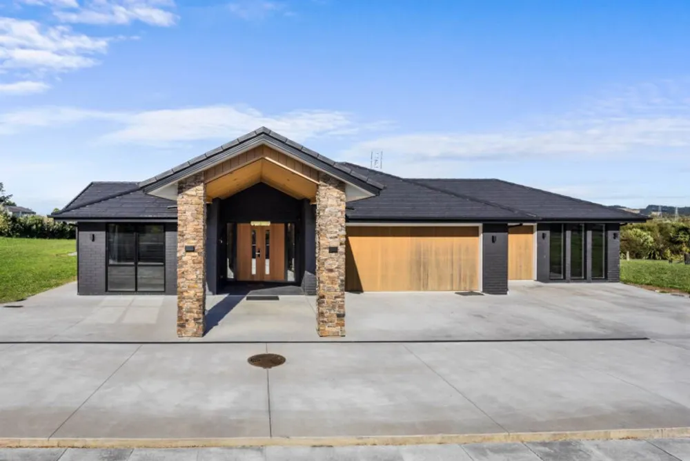 Photos of 43 Te Ara Aukati Terrace