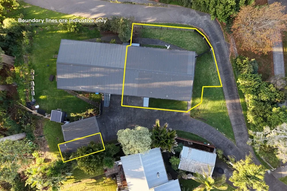 Photos of 1/12 Oberon Place