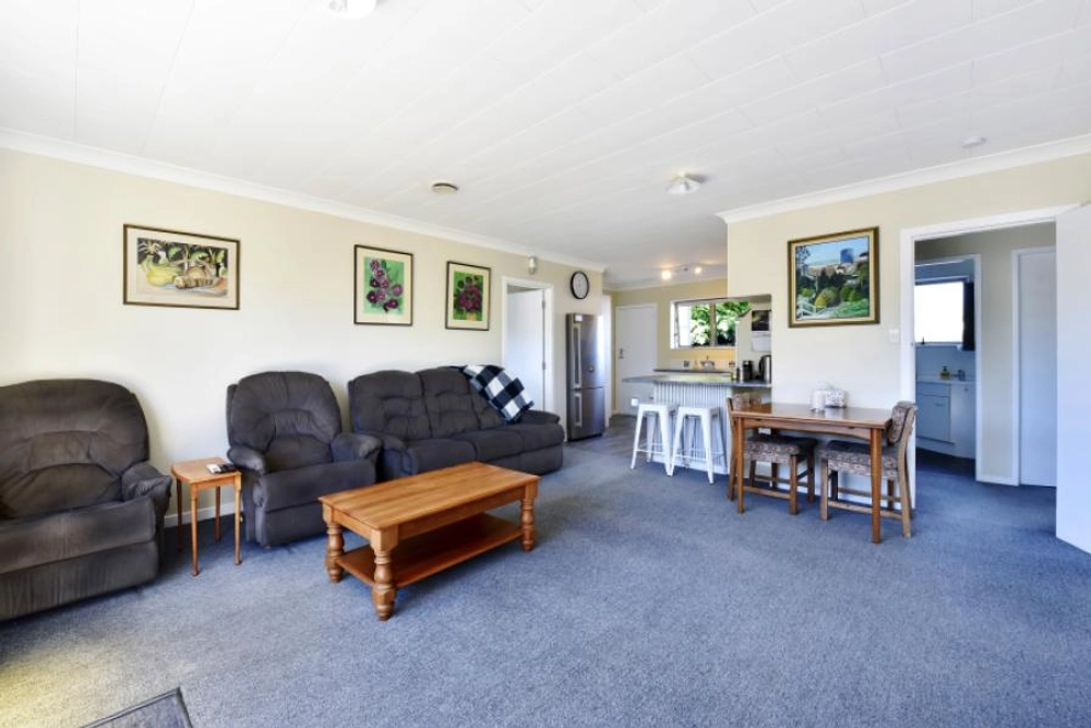 Photos of 3 Newman Avenue