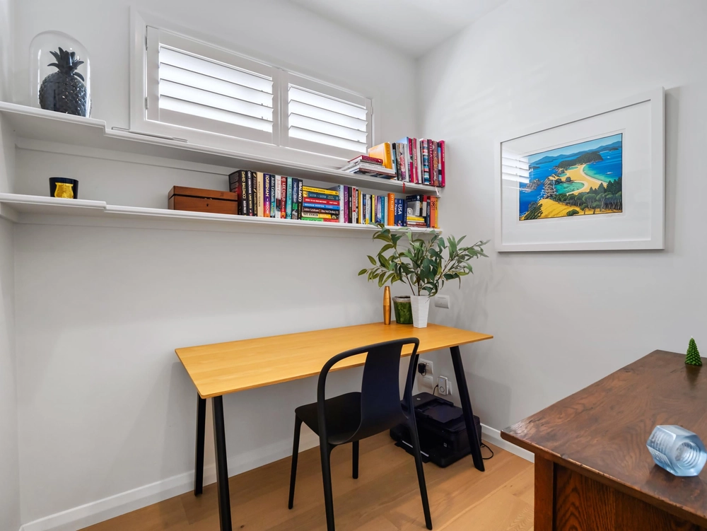 Photos of 35E Oceanbeach Road