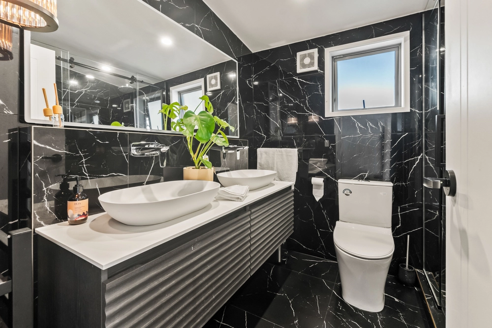 Photos of 32 Joyces Road