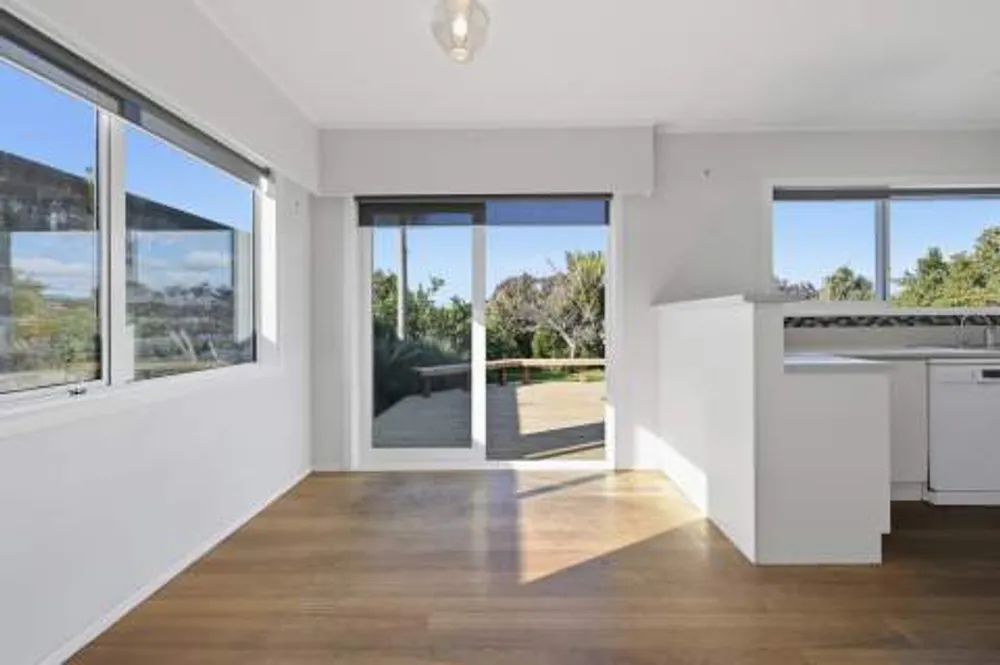 Photos of 423 Maungatapu Road
