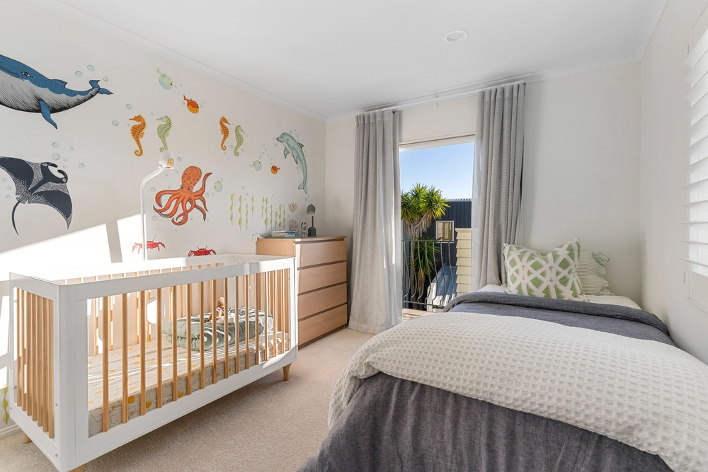 Photos of 12A Appleyard Crescent