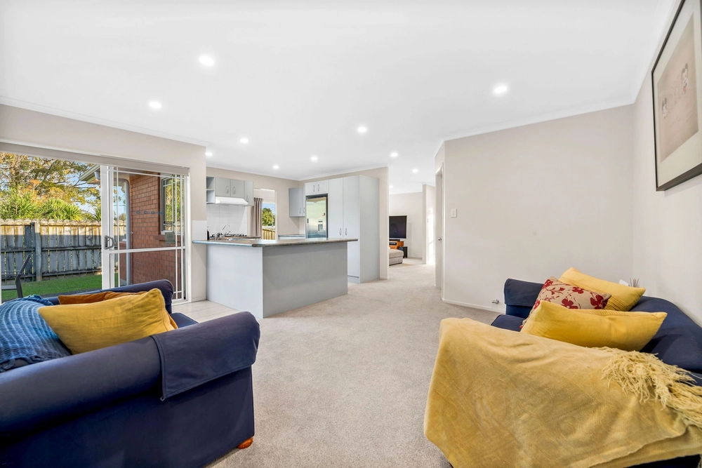 Photos of 2/32 Glanworth Place
