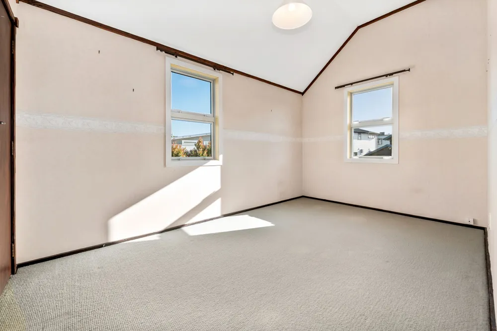 Photos of 1/85 Meadway