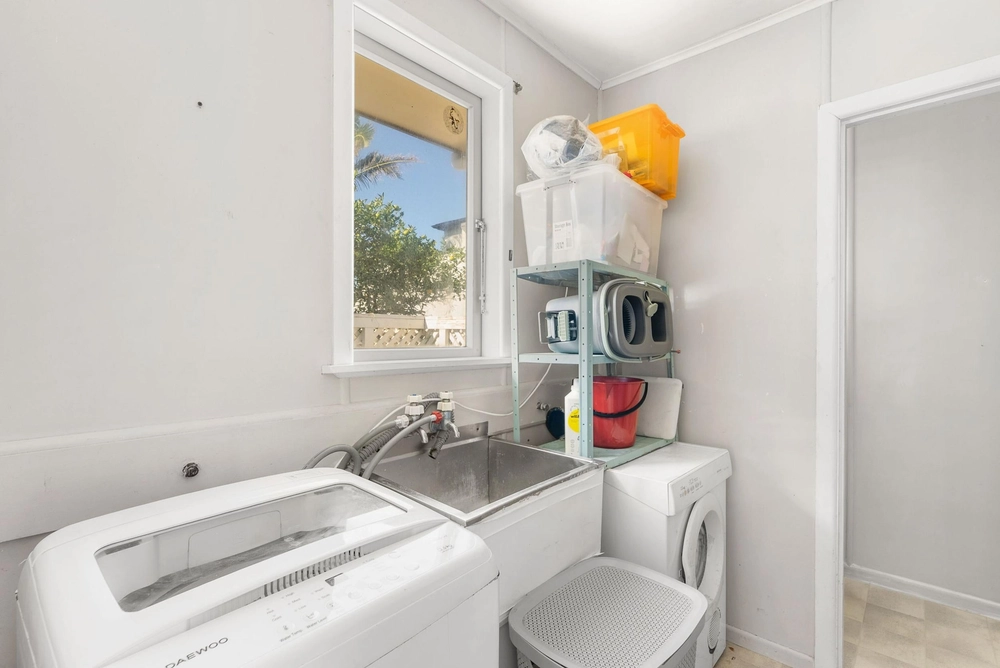 Photos of 49 Orkney Road