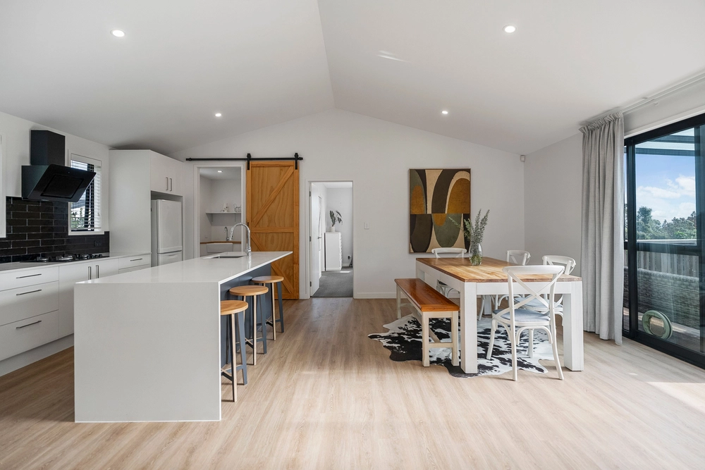 Photos of 32B Red Hill Road