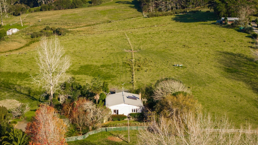 Photos of 391 Pine Valley Road