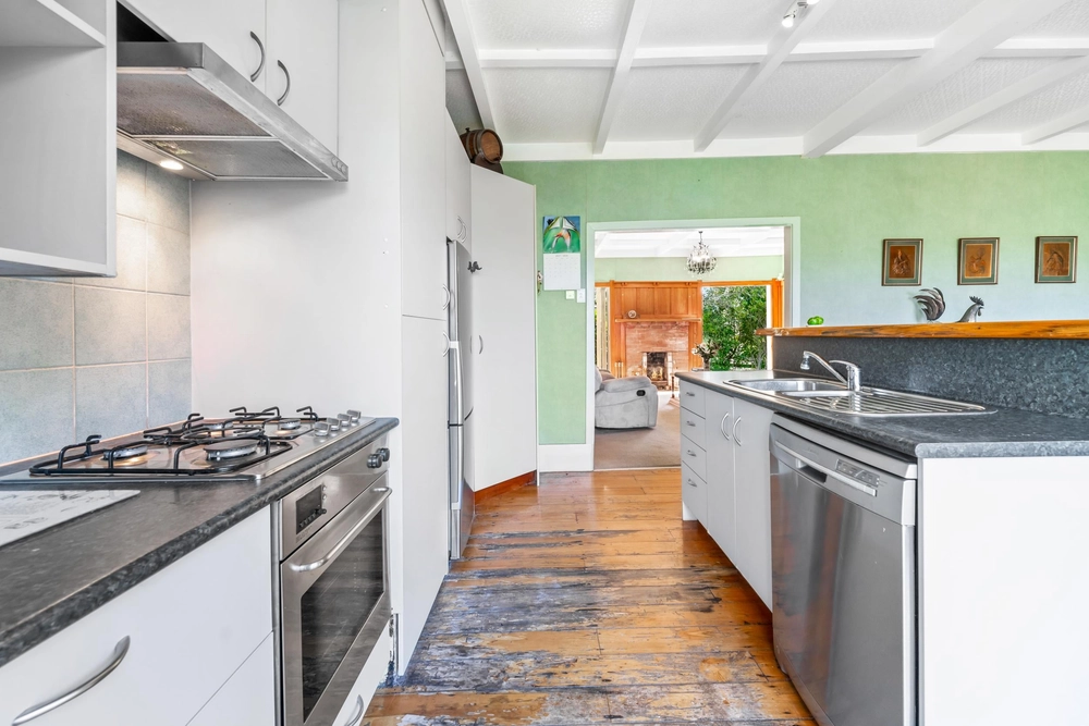 Photos of 391 Pine Valley Road