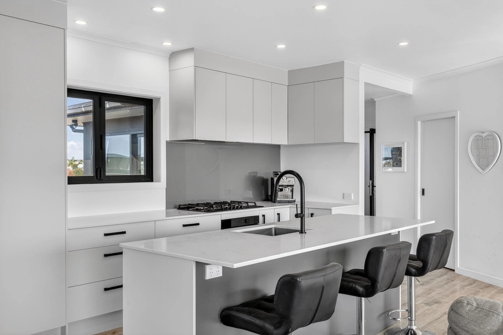 Photos of 121 Baverstock Road