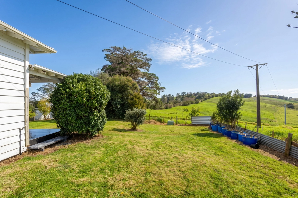 Photos of 70 Biddle Road
