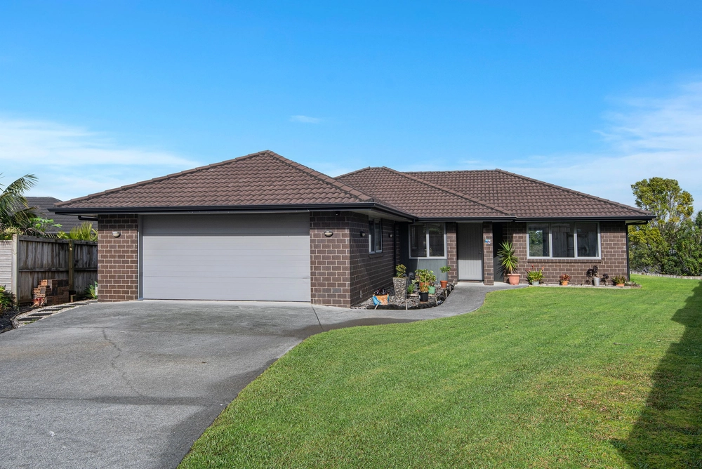 Photos of 18 North Crest Drive