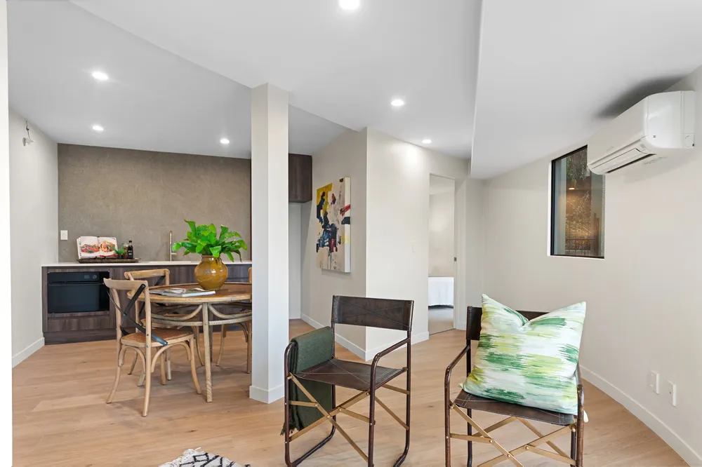 Photos of 72 Glenstrae Road