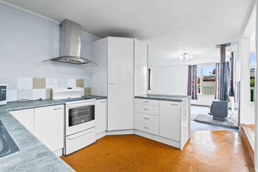 Photos of 4 Boundary Road