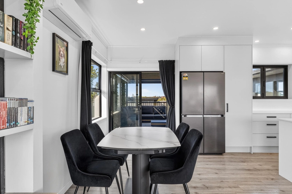 Photos of 121 Baverstock Road