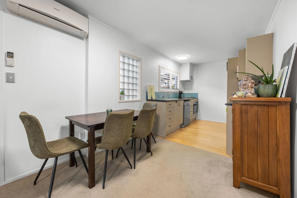 Photos of 2/22 Harding Avenue