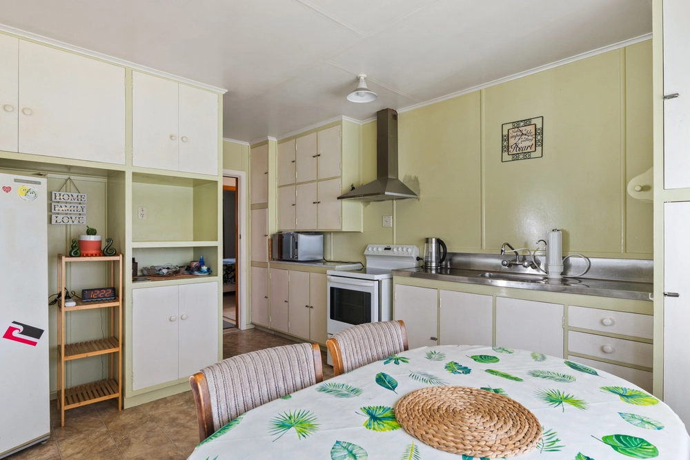 Photos of 21 Ropata Street