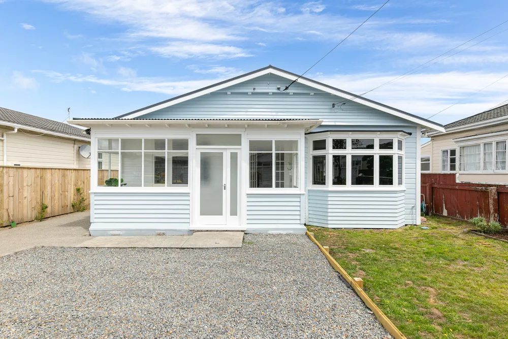 Photos of 26 Byron Street
