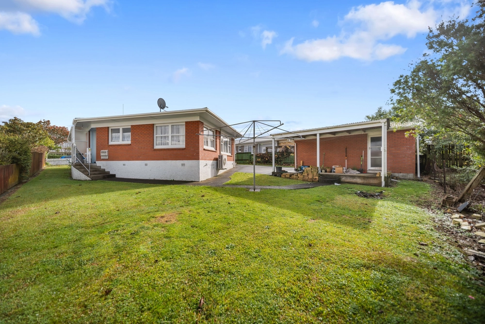 Photos of 21 Mason Avenue