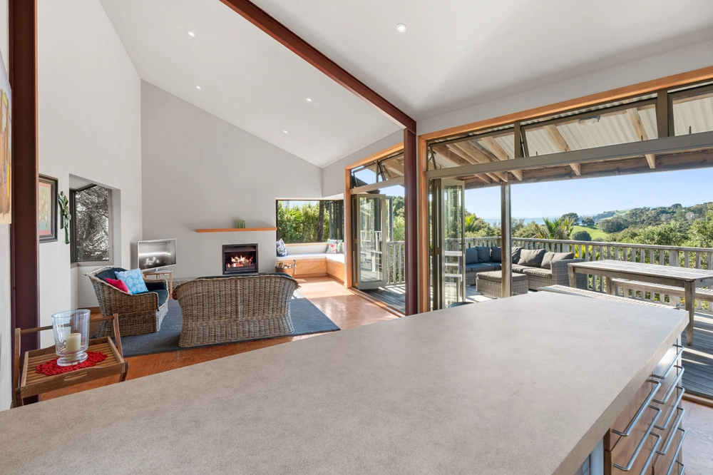 Photos of 31 Marine View Road