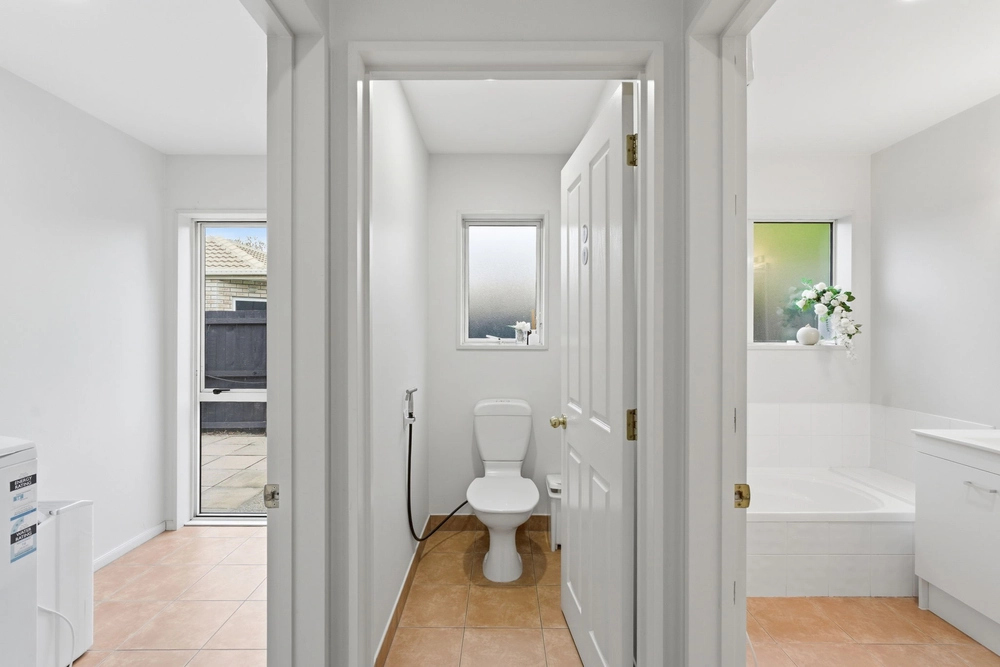 Photos of 18 Harvard Avenue