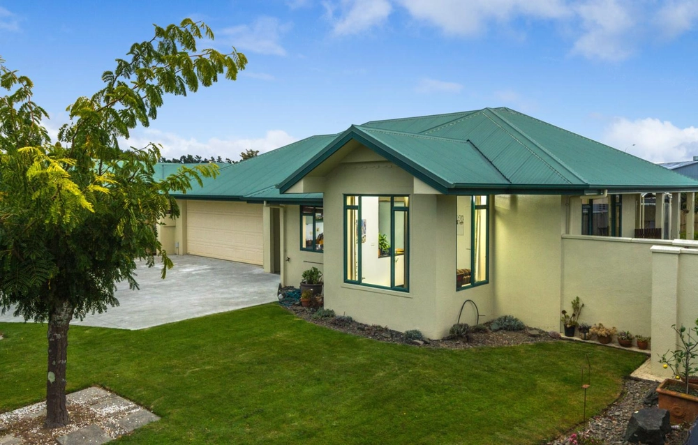 Photos of 17 Paramu Place