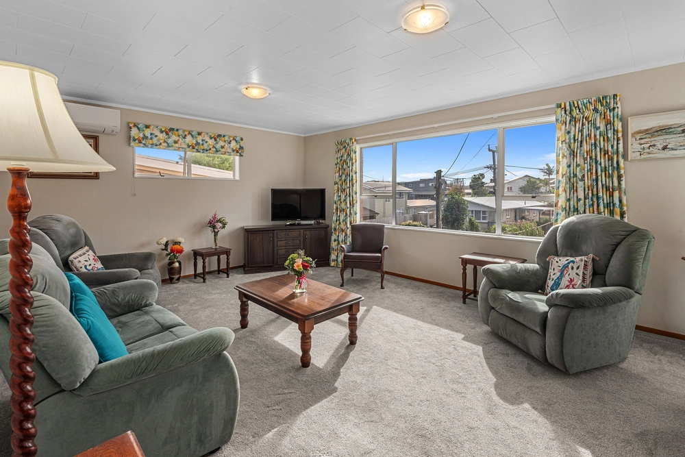 Photos of 16 Sorrento Street