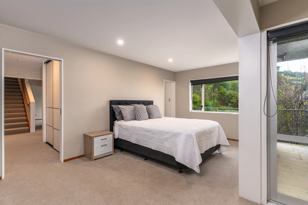 Photos of 111 Richmond Hill Road