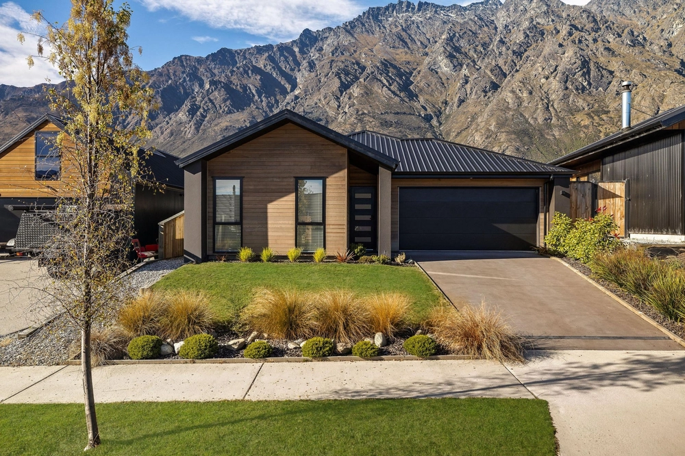 Photos of 13 Spur Ridge Rise, Hanley's Farm