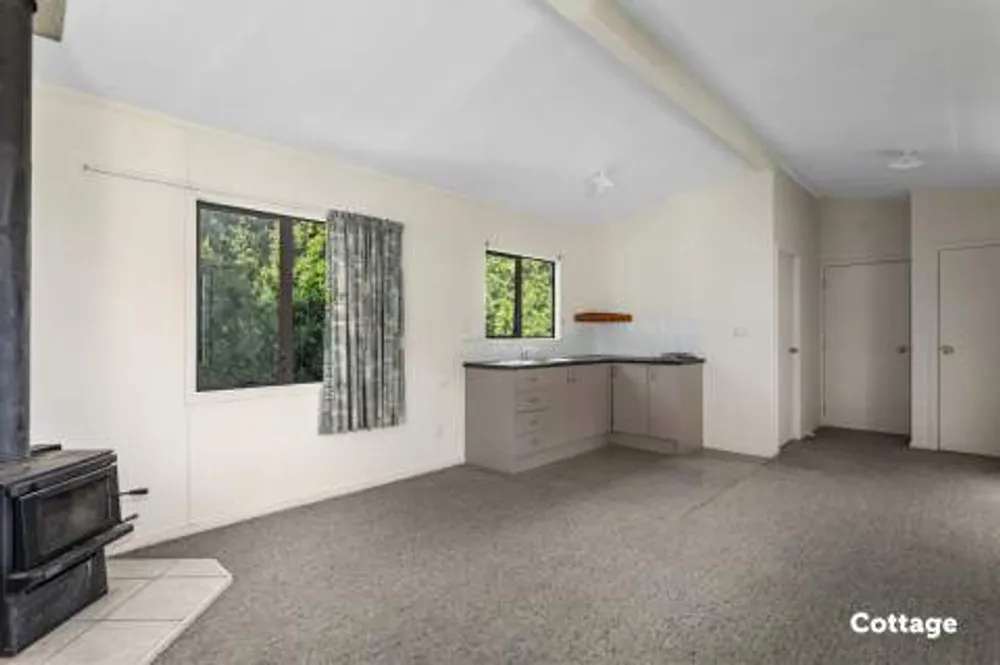 Photos of 9 Moore Road