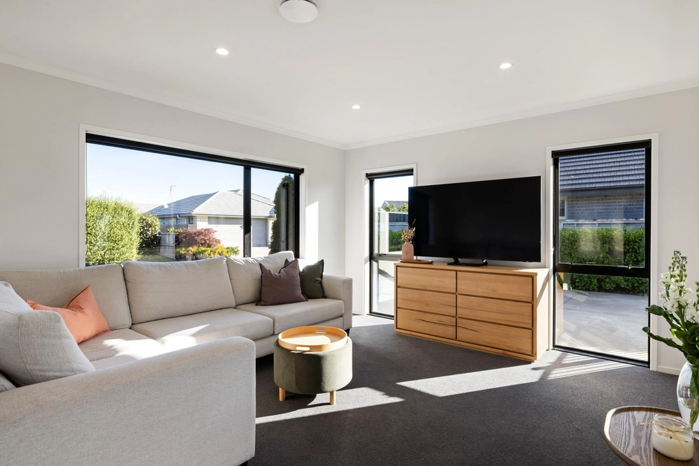 Photos of 23 Kingdon Street
