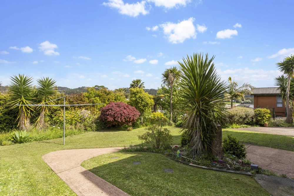 Photos of 99 captain scott road