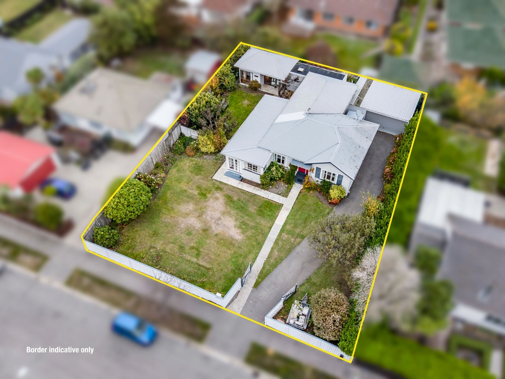 Photos of 47 Pitcairn Crescent