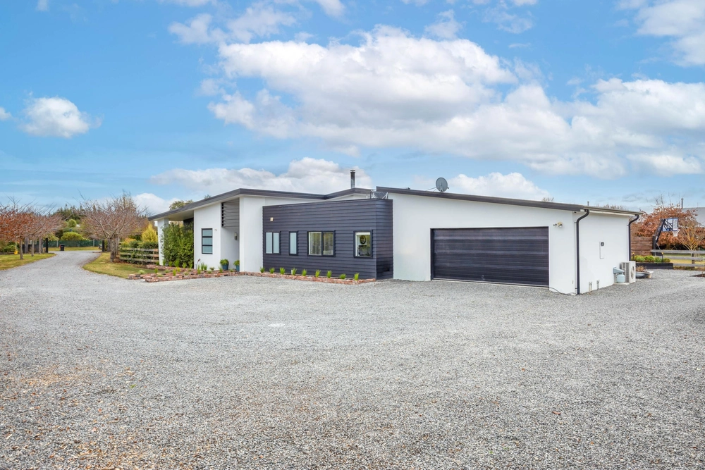 Photos of 18 Warwick Road