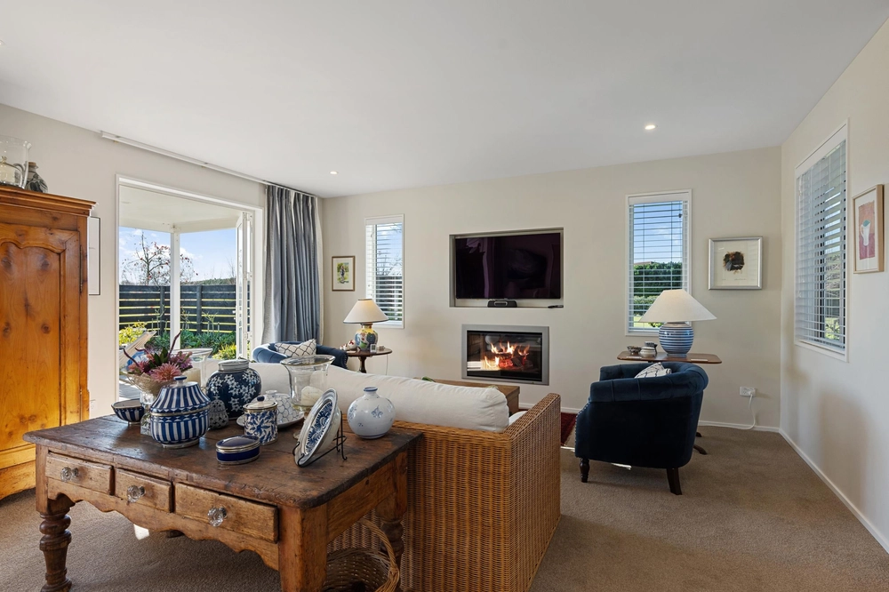 Photos of 695 McLaughlins Road