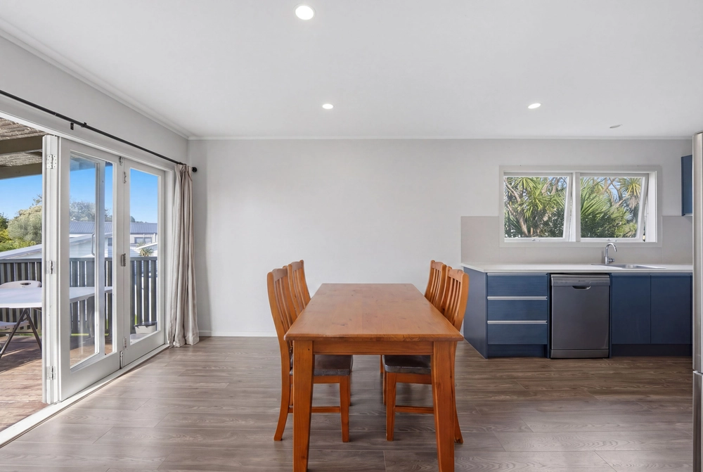 Photos of 148 Astley Avenue