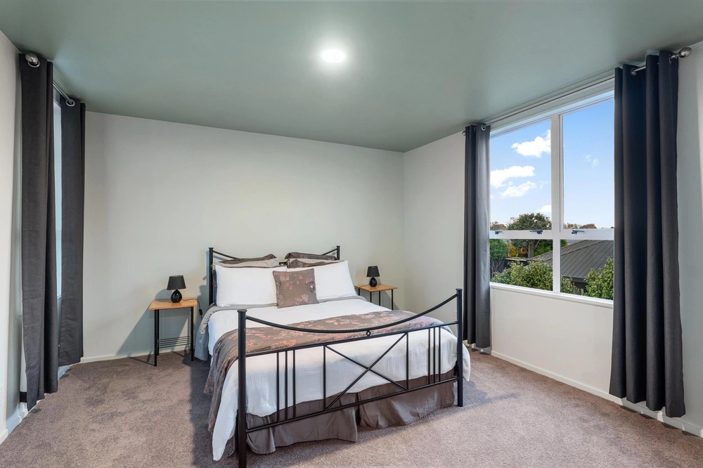 Photos of 74 Regency Crescent