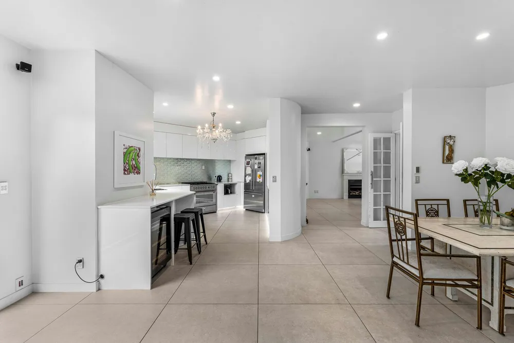 Photos of 55 St Stephens Avenue