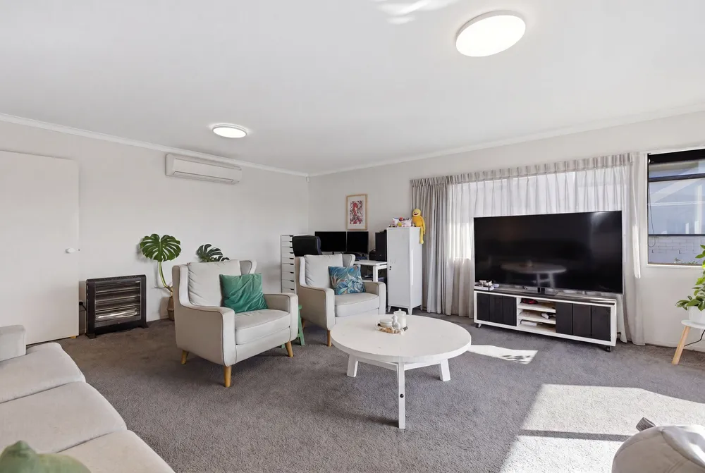Photos of 72a Oceanview Road