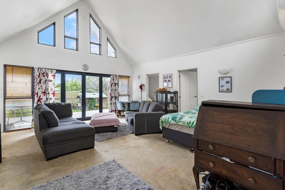 Photos of 70 Mckenzie Road