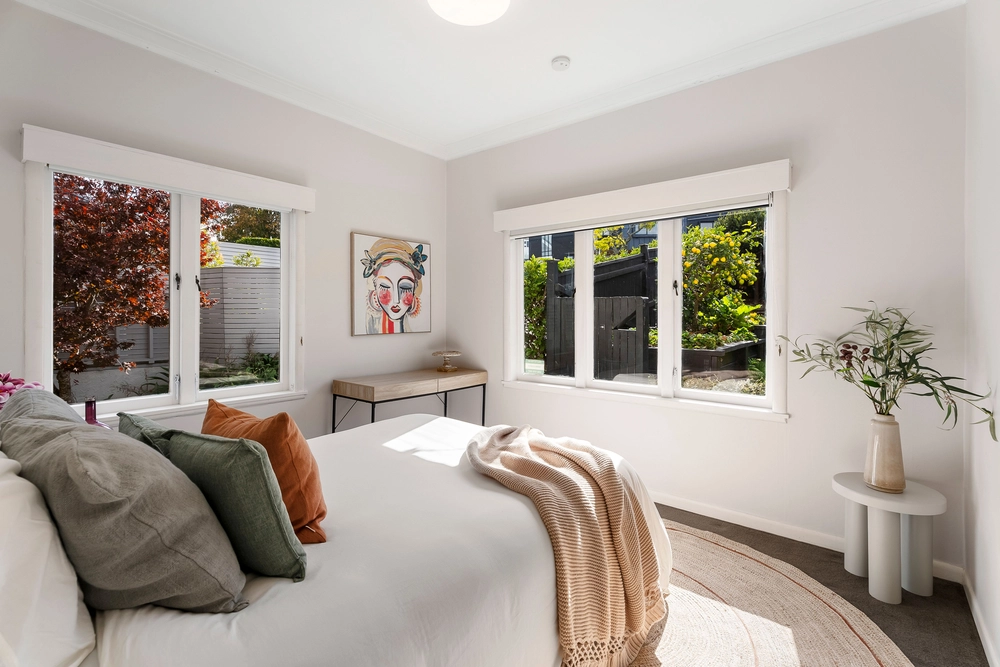 Photos of 19 Riddell Road
